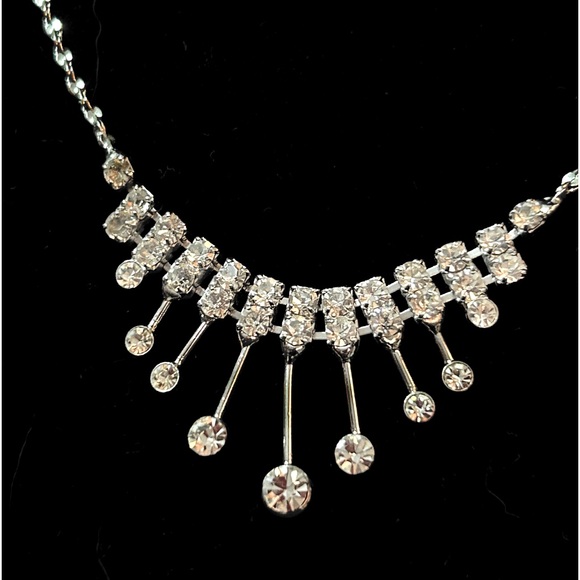 2 PIECE CLEAR RHINESTONE EARRING AND NECKLACE SET - Picture 7 of 13